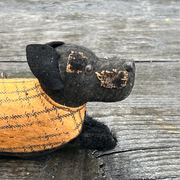 Vintage Schuco 1940s Clockwork Scotty Dog Tippy Tin Toy Windup with Key Germany - Picture 7 of 10